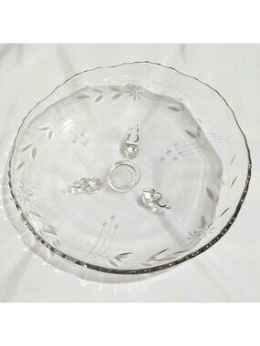 Etched Daisy Vine Tray 10" Elegant Glass scallop edge delicate dish vintage